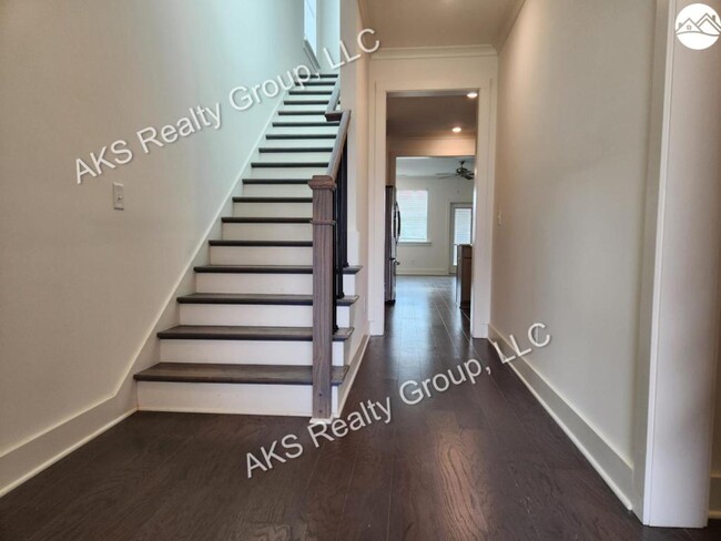 Building Photo - 838 Griffin Park Cir