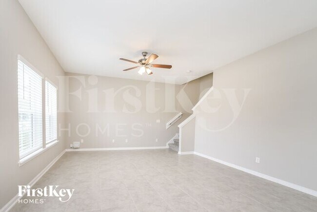 Building Photo - 75302 Plumbago Trce