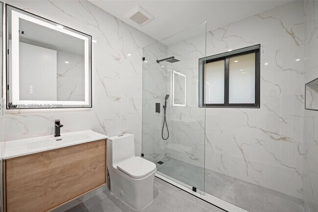 Building Photo - 235 NE 91st St