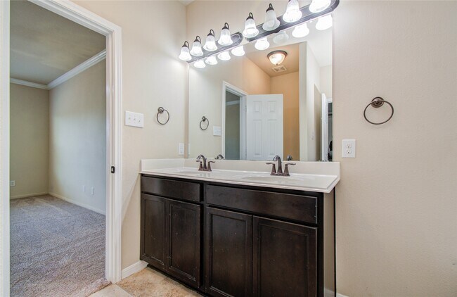 Building Photo - 23003 Black Mountain Ash Ct