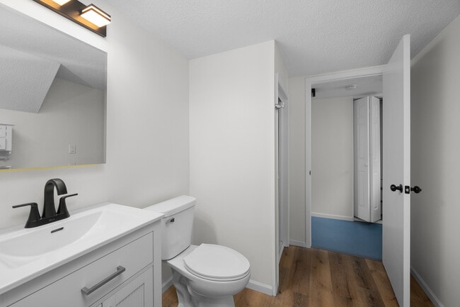 Building Photo - 1182 25th St