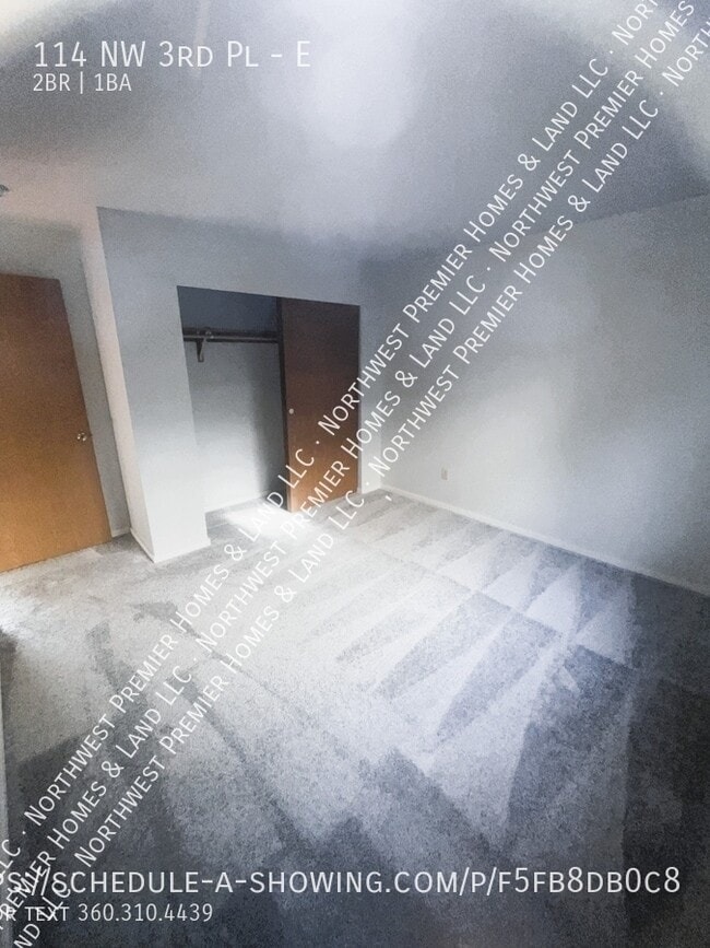 Building Photo - 114 NW 3rd Pl