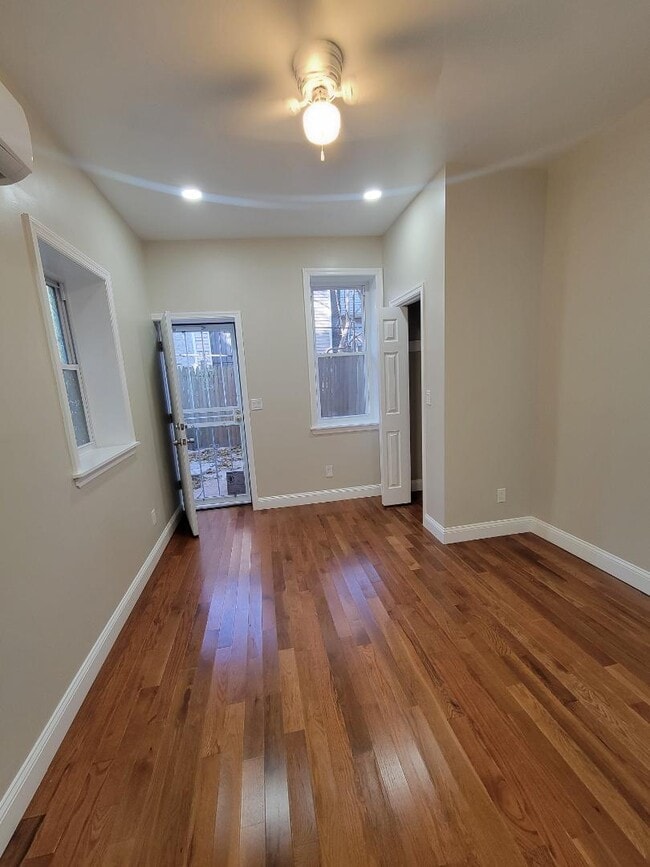 Building Photo - 3140 N Rosewood St