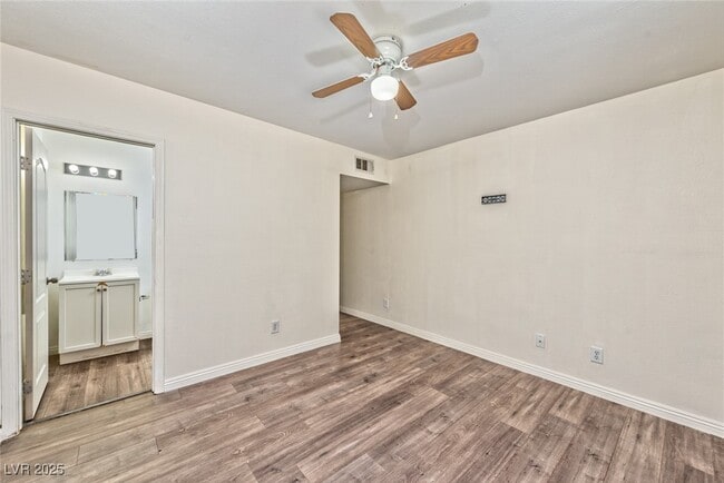 Building Photo - 29 Gold Bar Ct