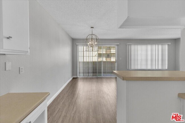 Building Photo - 4647 Willis Ave