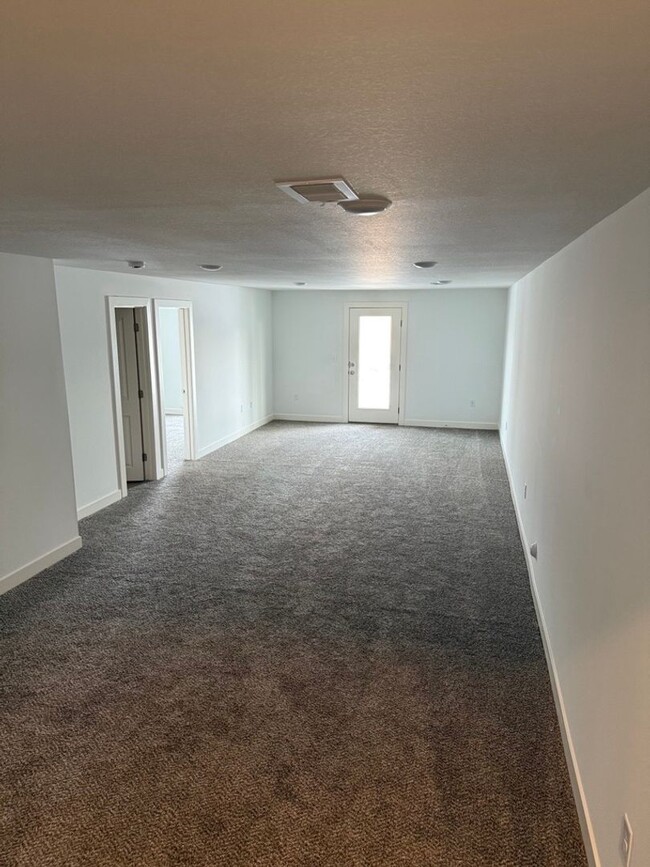 Building Photo - New Construction 3 bedroom with Finished B...