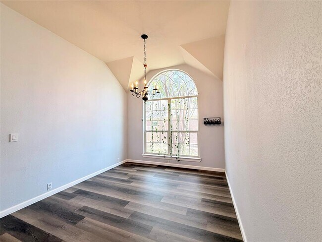 Building Photo - 312 Middle Ground Cove
