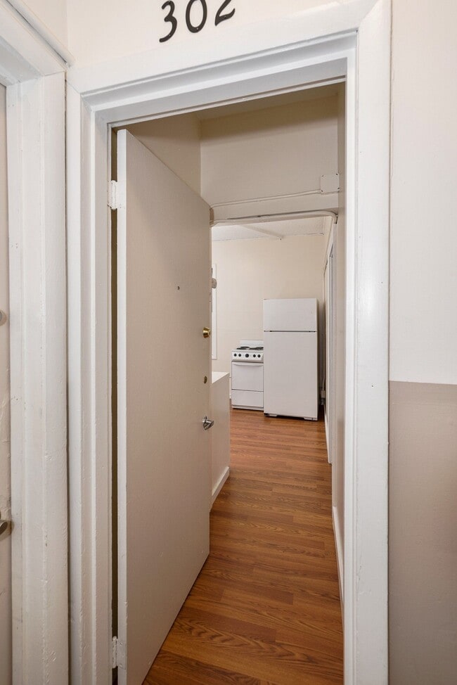Floorplan - Queen Anne Court
