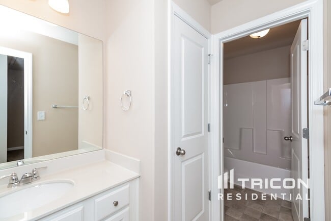 Building Photo - 193 Southwind Cir