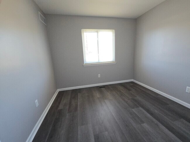 Second Bedroom - 41129 S Woodbury Green Dr