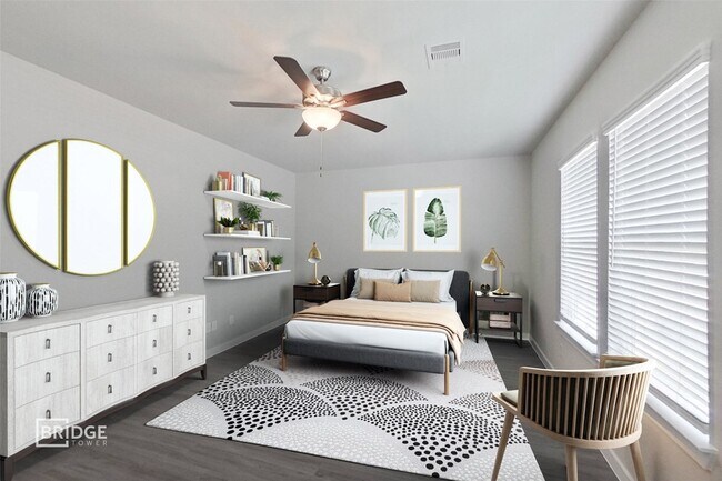 Building Photo - 335 Huisache St