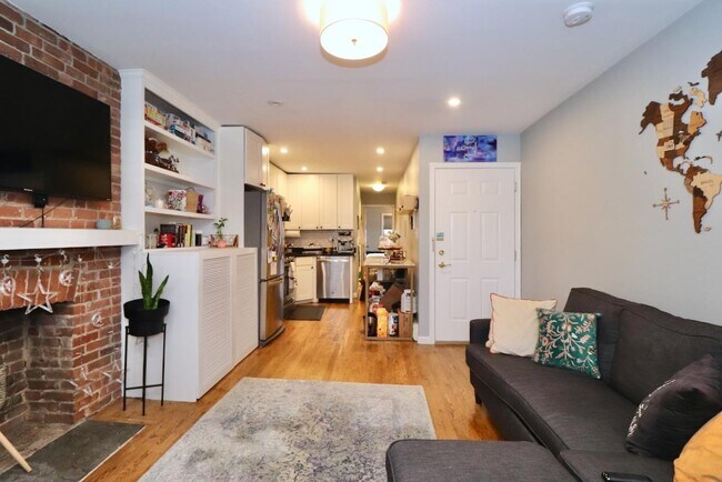 Building Photo - 553 Jersey Ave