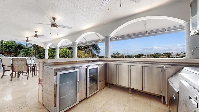 Building Photo - 1131 Stillwater Dr