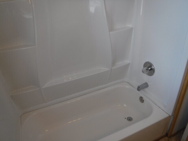 Building Photo - 1545 Atlantic St NE