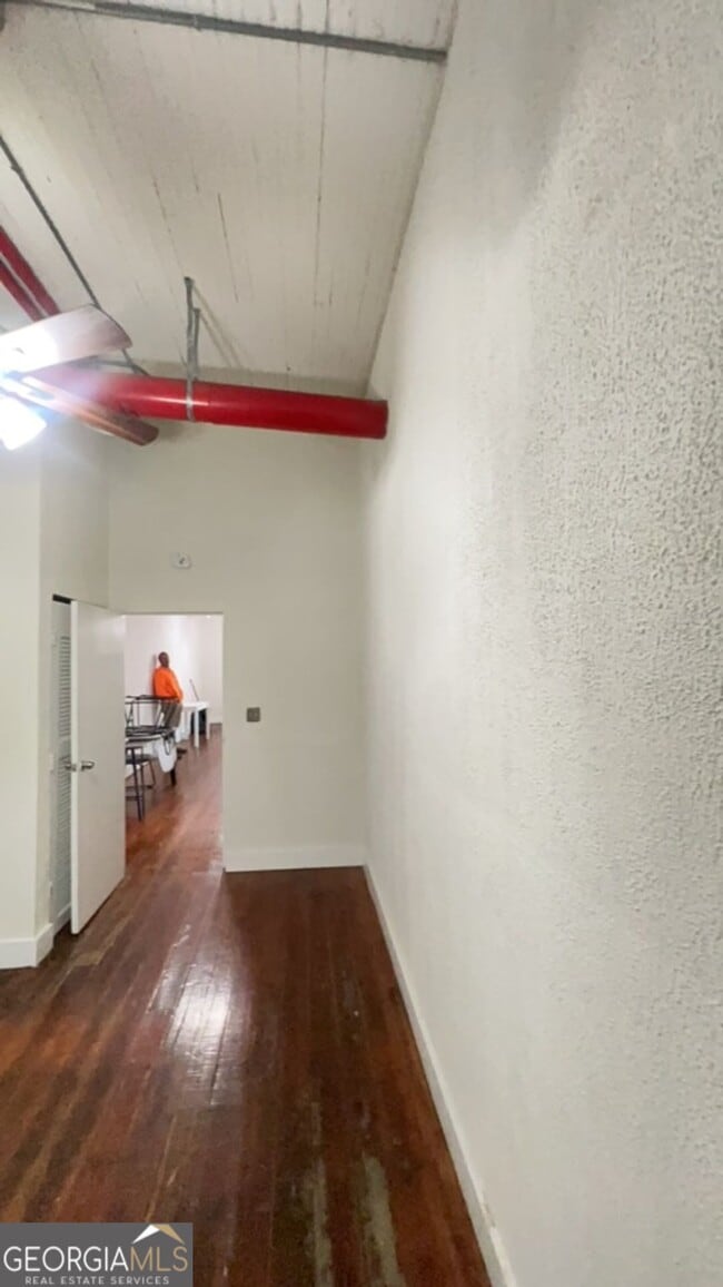 Building Photo - 208 Adamson Square