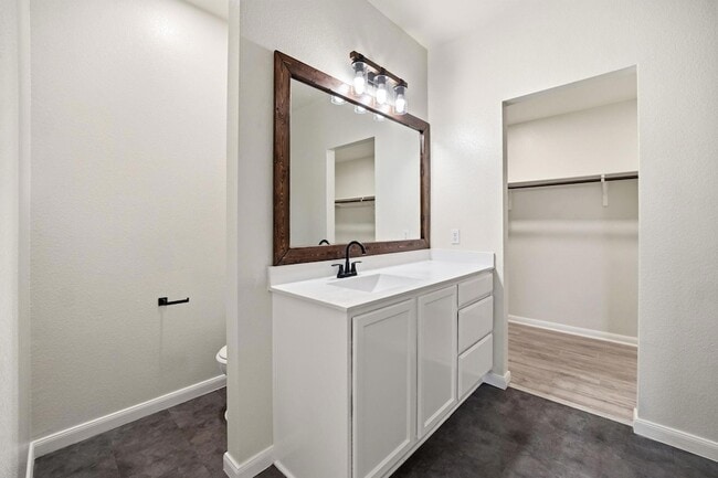 Building Photo - 197 Voss