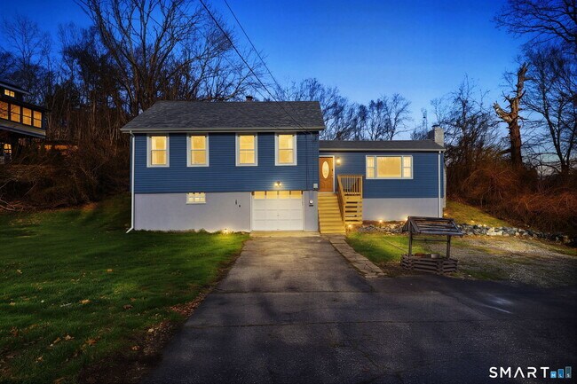 Building Photo - 226 Pumpkin Hill Rd