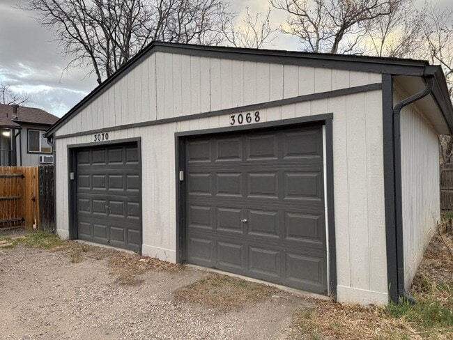 Building Photo - 3068 S Delaware St