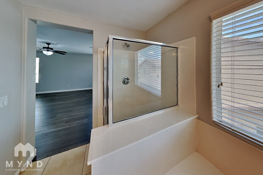 Building Photo - 6686 Cloverstone Ct