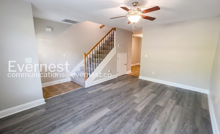 Building Photo - 124 Brown Estates Dr