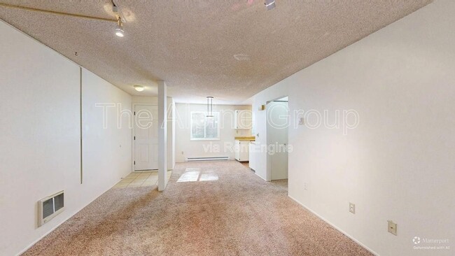 Building Photo - 12626 NW Barnes Rd