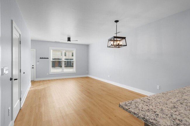 Building Photo - Brand New Townhome! End Unit! Catawba Vall...