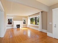 Building Photo - Updated single family home