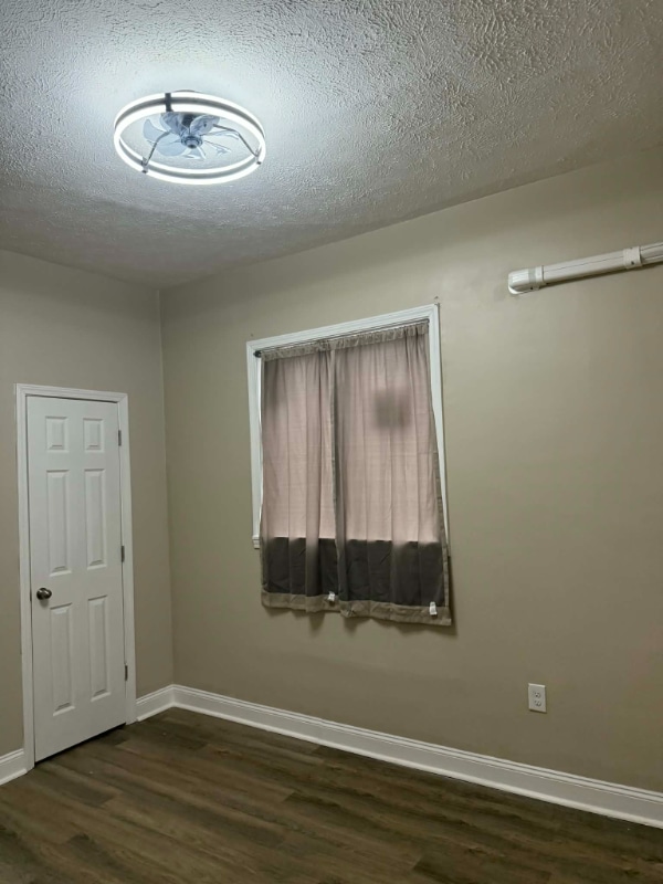 Building Photo - 233 W Madison St