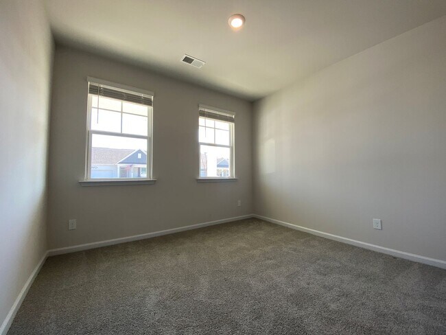 Building Photo - Brand new construction home in the desirable Brunswick Forest subdivision