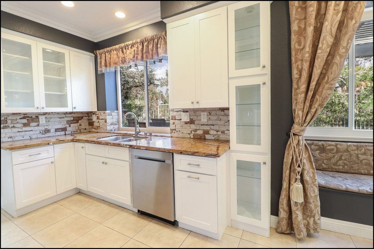 Building Photo - 15 Northwinds