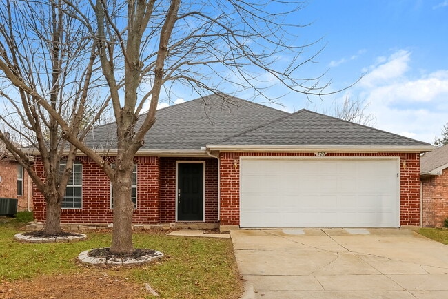 Building Photo - 522 Blueberry Hill Ln