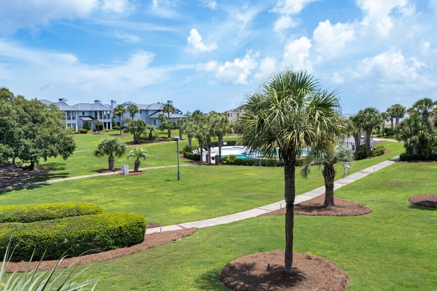 Building Photo - 509 Debordieu Blvd