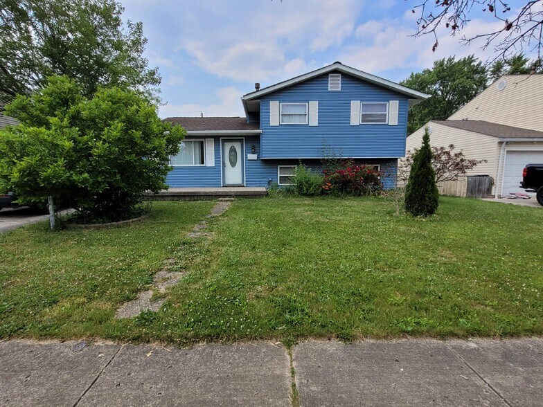 Building Photo - 4502 Paxton Dr S