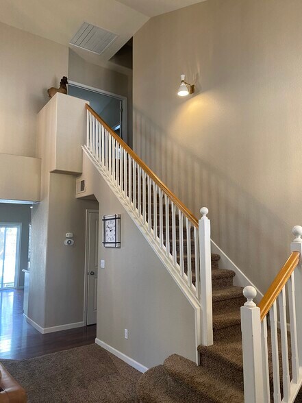 Building Photo - 5411 Havenhurst Cir