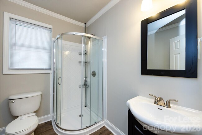 Building Photo - 1225 Kennon St