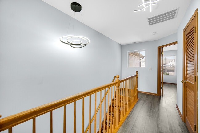 Building Photo - 14857 W Victoria Xing