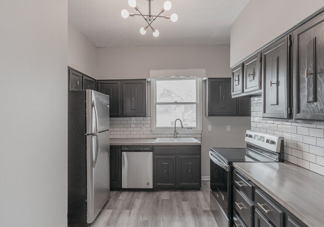Building Photo - 1141 N 29th St