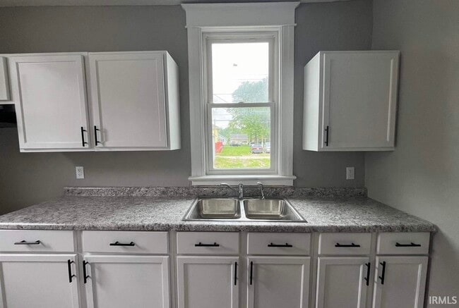 Building Photo - 3617 Oliver St