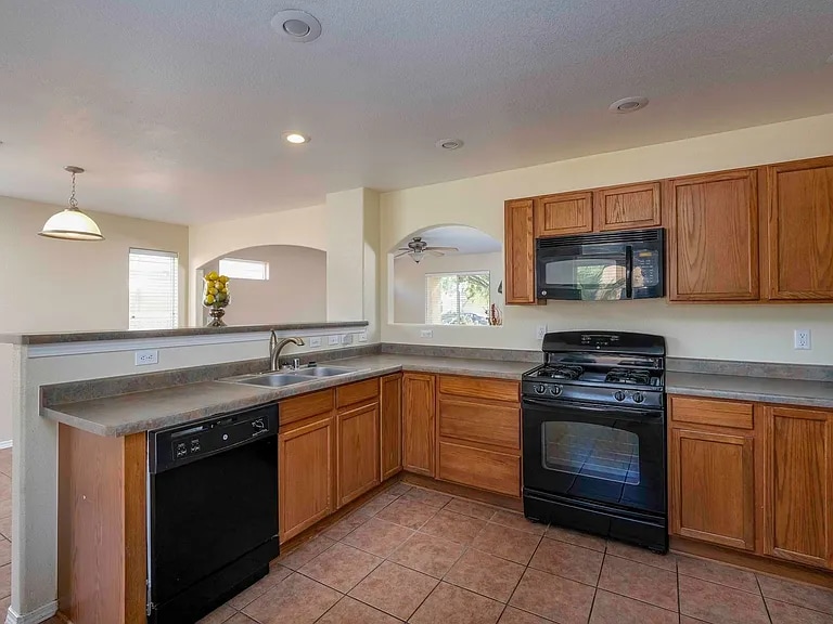 Building Photo - 2836 Meriwether St