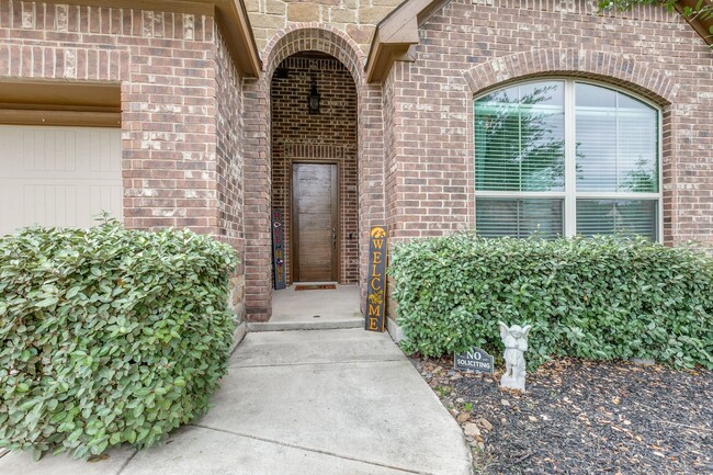 Building Photo - BEAUTIFUL 3-BEDROOM HOME IN THE ENCLAVE AT...