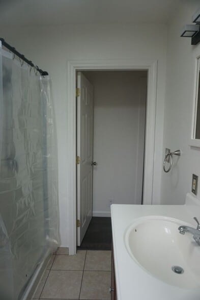 Building Photo - 315 Broadway