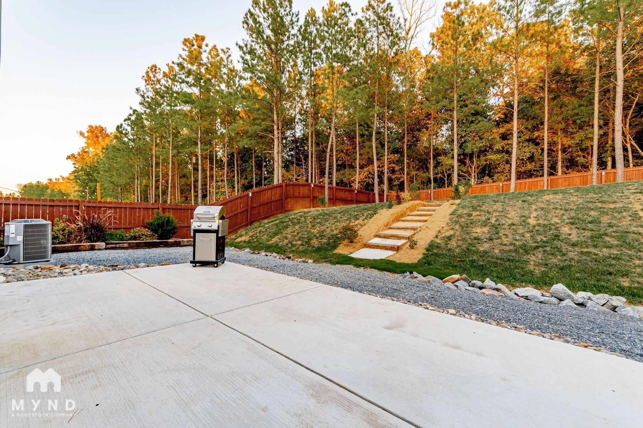 Building Photo - 7312 Amberly Hills Rd