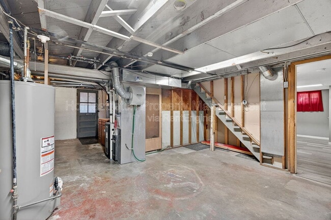 Building Photo - 1255 St Antoine St