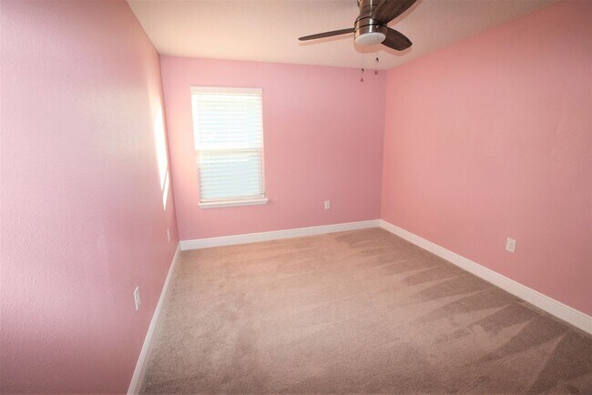 Building Photo - 4358 Silver Creek St