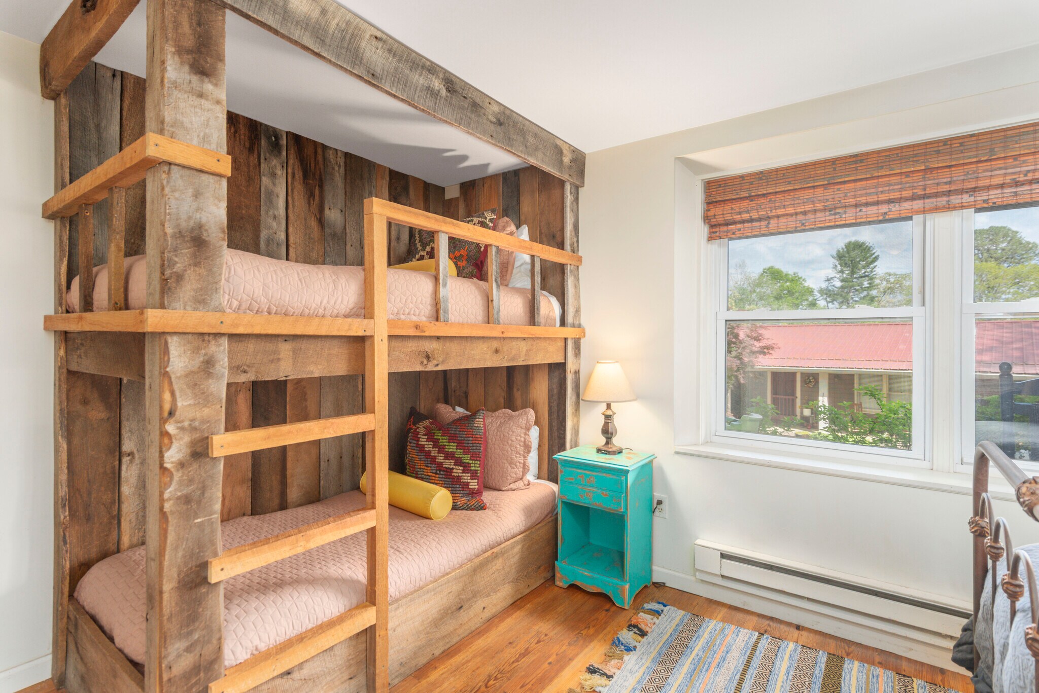 Bunk beds - 159 Jb Ivey Ln