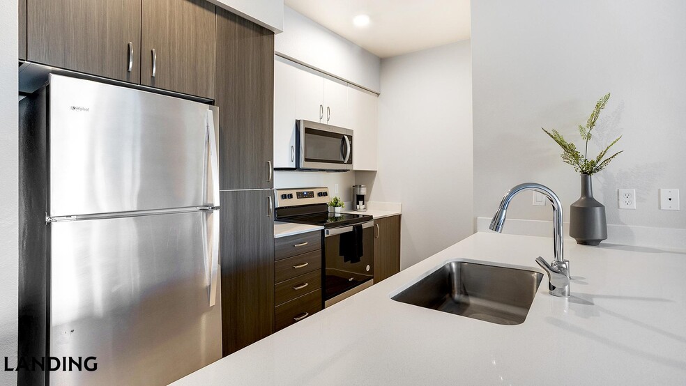 Building Photo - 17500 25th Ave NE