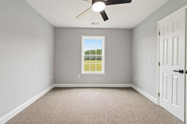Building Photo - 305 Tribble St