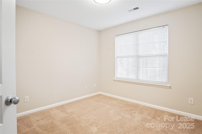 Building Photo - 8360 Chaceview Ct