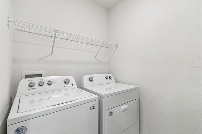 Building Photo - 5667 Chorleywood Ln