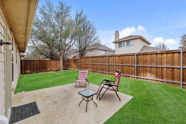 Building Photo - 5812 Pebble Ridge Dr